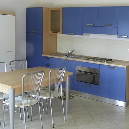 Apartmán In Castellaro With Terrace