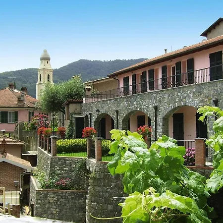 In Castellaro With Terrace Appartement